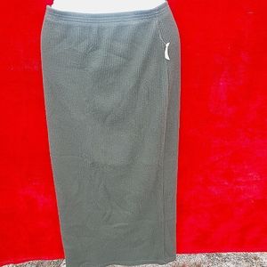Metropolitan Knot Pencil Skirt